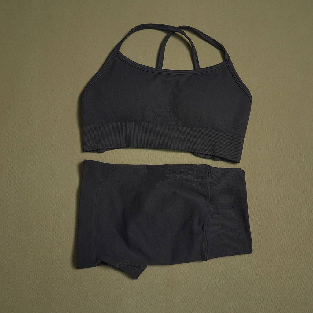 2 Pieces Yoga Gym Set Women Seamless Strappy Yoga Bra High Waist Workout Scrunch Shorts Sports Set Fitness Clothes Sportswear